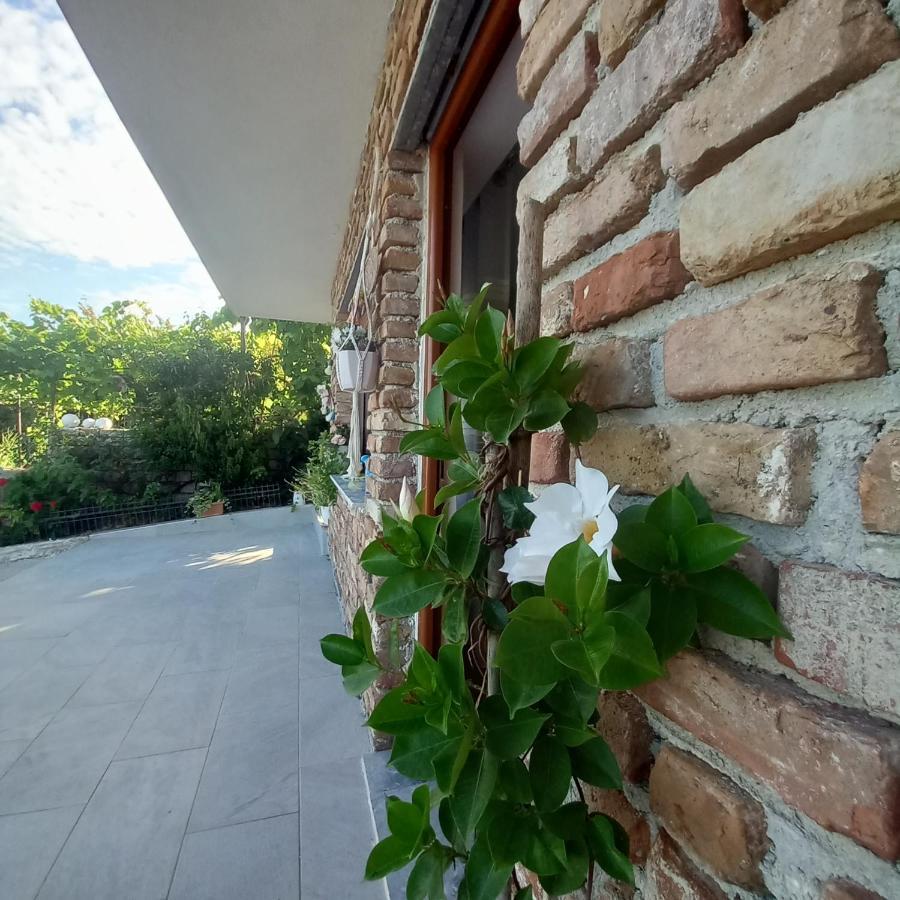 Vila Pasha Sarande Bagian luar foto
