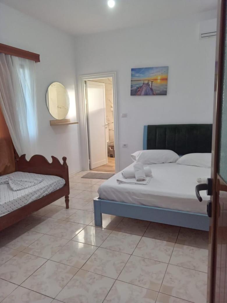 Vila Pasha Sarande Bagian luar foto